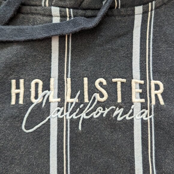 Hollister Striped Essential - Picture 2 of 3